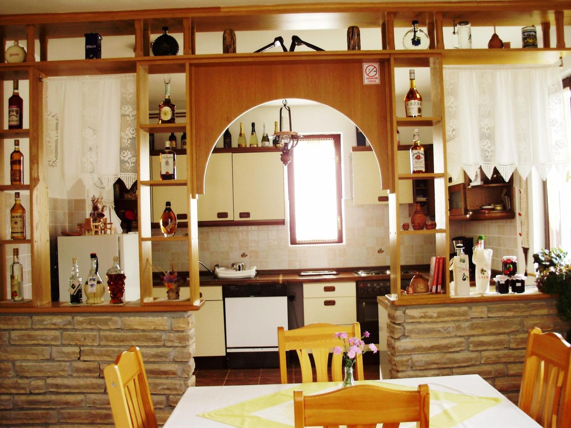 Pansion Izvor Hotel Korenica Kültér fotó